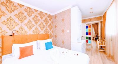 والنوت شل هتل