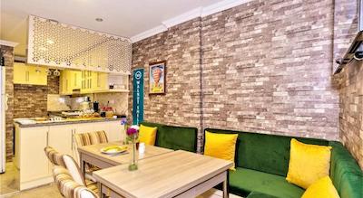 والنوت شل هتل