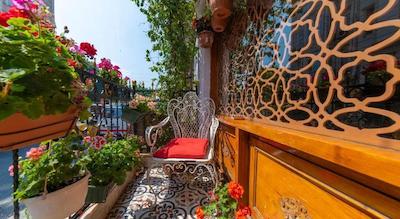 والنوت شل هتل