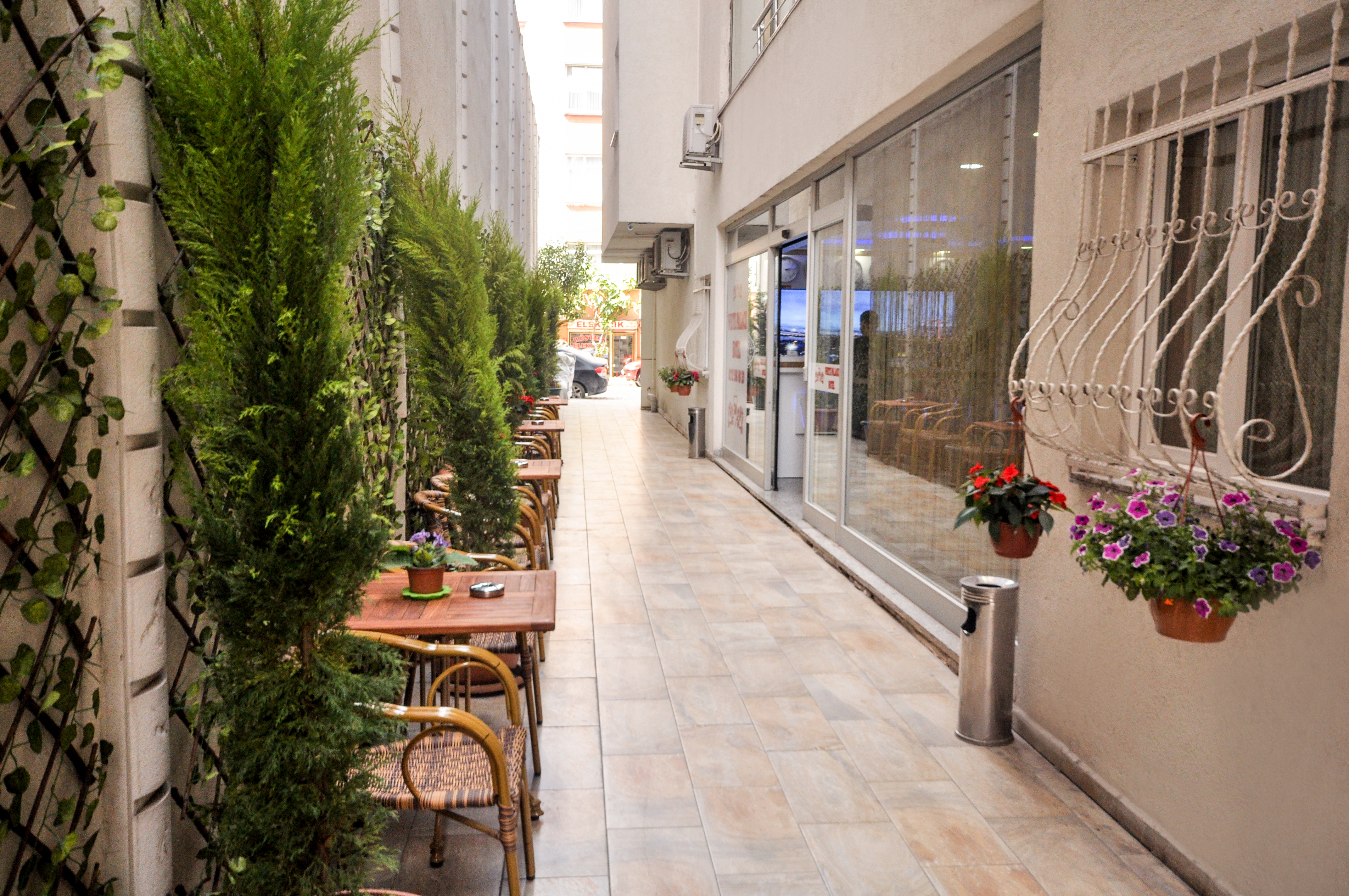 وایت پالاس هتل