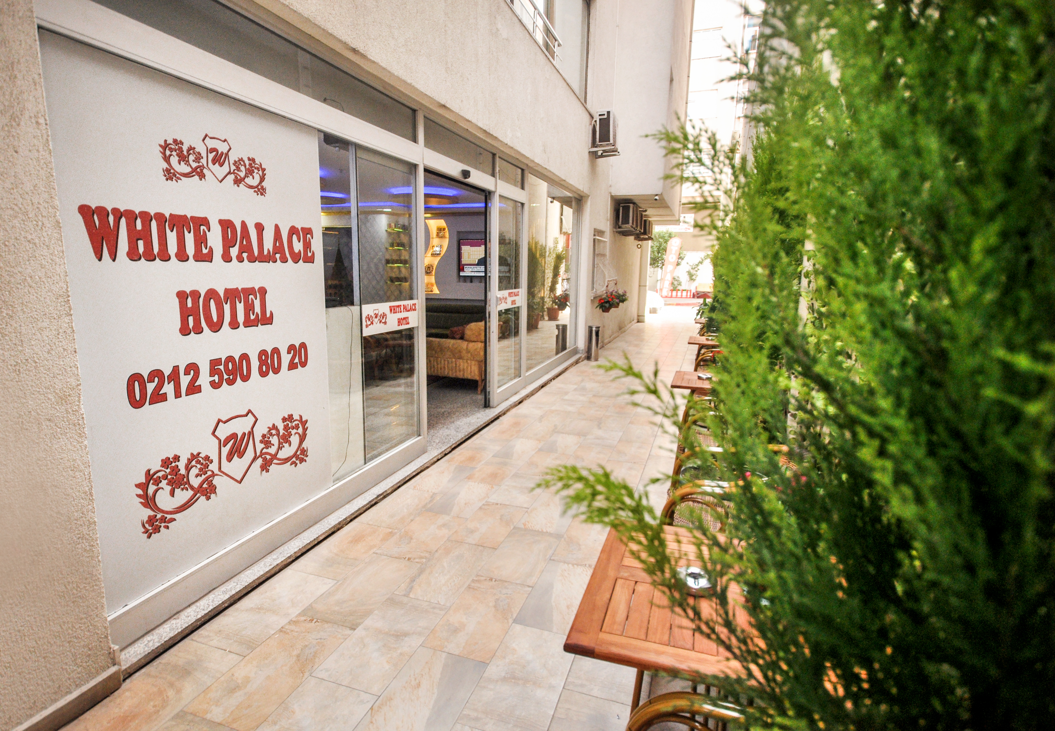 وایت پالاس هتل