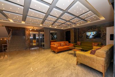 وایت پالاس هتل