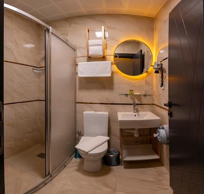 وایت پالاس هتل