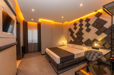 وایت پالاس هتل