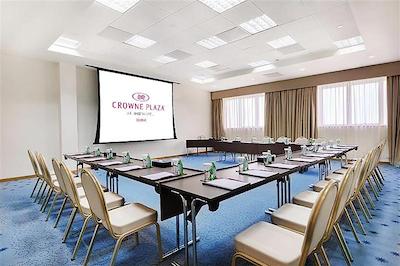 ملینیوم پلازا داون تاون