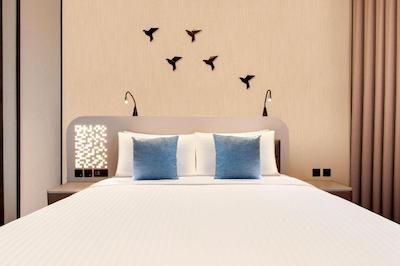 لمون تری هتل ال ال سی