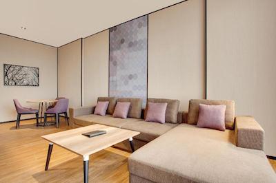 لمون تری هتل ال ال سی