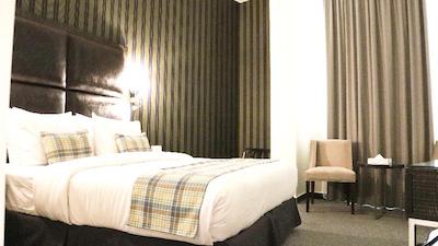 بوراک هتل بای جم استونز