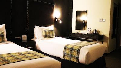 بوراک هتل بای جم استونز