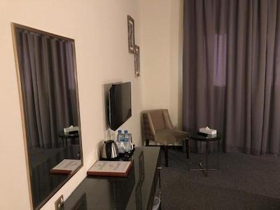 بوراک هتل بای جم استونز