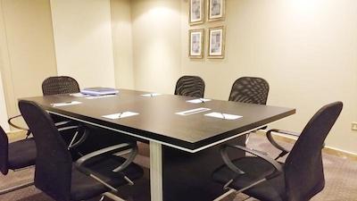 بوراک هتل بای جم استونز