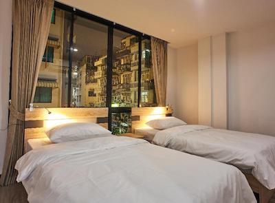 له بنور پوشتل