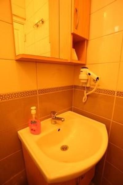 نزاهت سلطان آپارت هتل