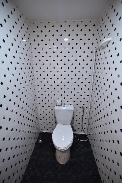 نگو هوم انشنت هتل