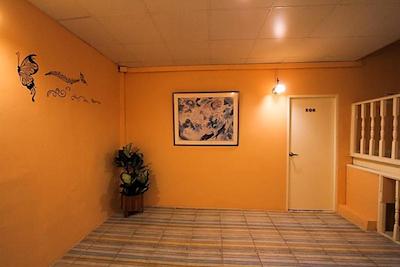 ای تی اسمایل هاوس