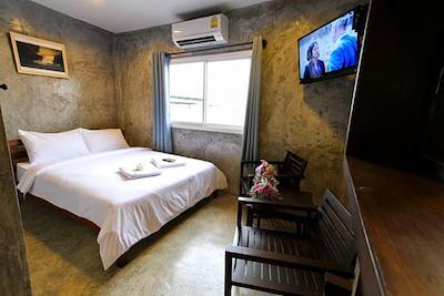 ای تی اسمایل هاوس