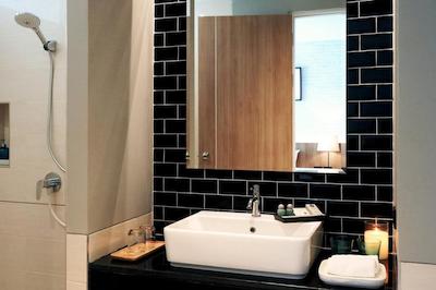 بی استی هاستل