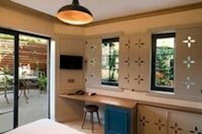 سابلایم پورت هتل