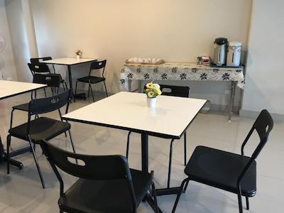 پلوئن پلوئن رزیدنس