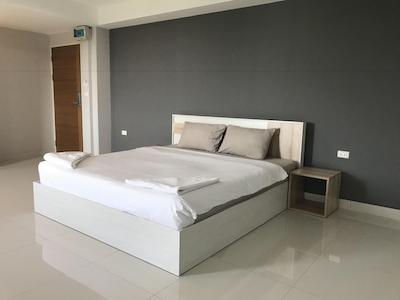 پلوئن پلوئن رزیدنس