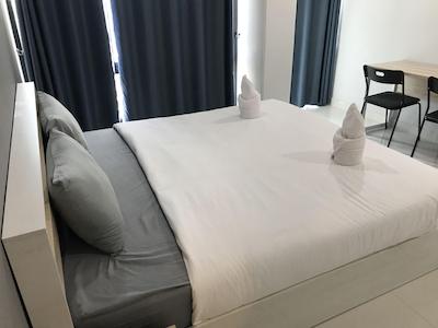 پلوئن پلوئن رزیدنس