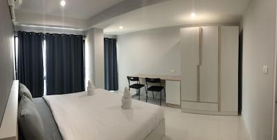 پلوئن پلوئن رزیدنس