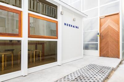 مورن اینگ هاستل