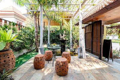 پرایم رز پلیس