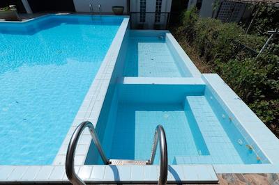 پرایم رز پلیس