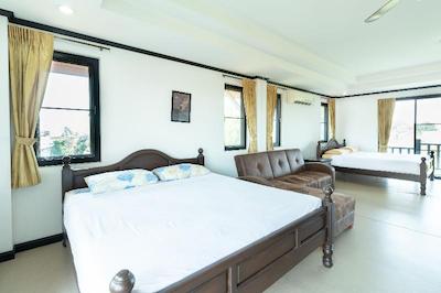 پرایم رز پلیس