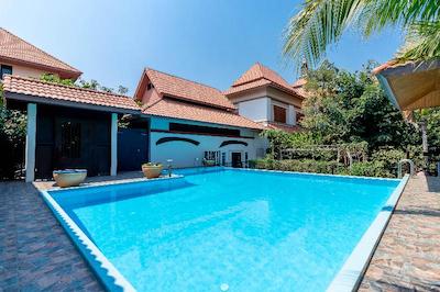 پرایم رز پلیس