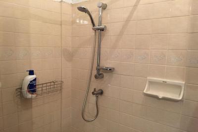 42 گست هاورس