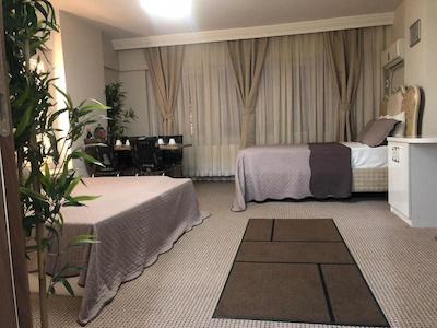 لیزیا بوتیک هتل