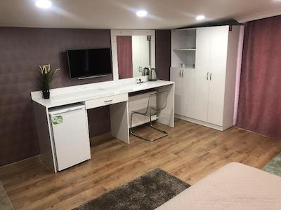 لیزیا بوتیک هتل