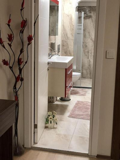 لیزیا بوتیک هتل