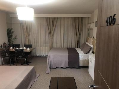 لیزیا بوتیک هتل