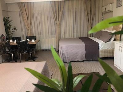 لیزیا بوتیک هتل