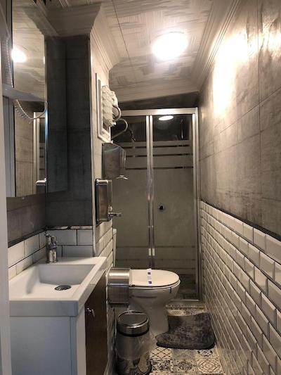 لیزیا بوتیک هتل