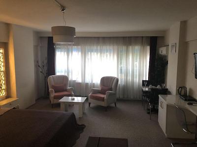 لیزیا بوتیک هتل