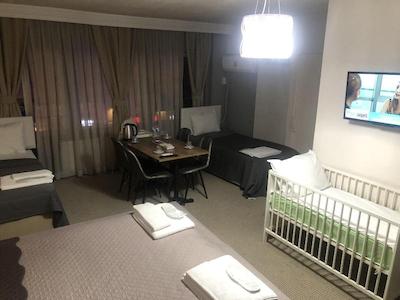 لیزیا بوتیک هتل