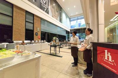 سیویک هوریزنتال هتل