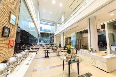 سیویک هوریزنتال هتل