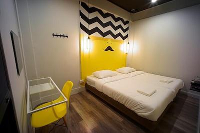 بی آر بی هاستل بانکوک سیلوم