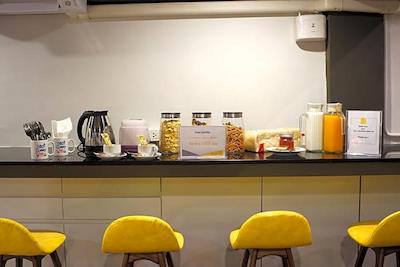 بی آر بی هاستل بانکوک سیلوم