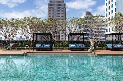 کارلتون هتل بانکوک سوکهمویت