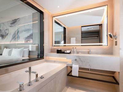 کارلتون هتل بانکوک سوکهمویت