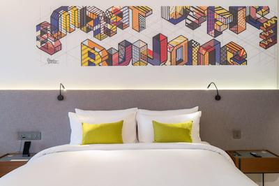 تریپل وای هتل