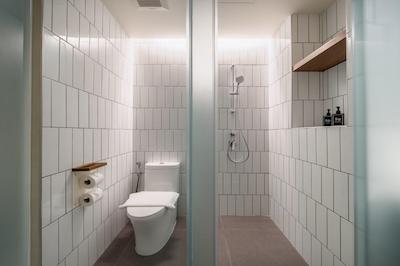 تریپل وای هتل