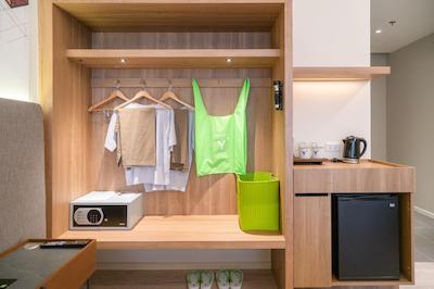 تریپل وای هتل