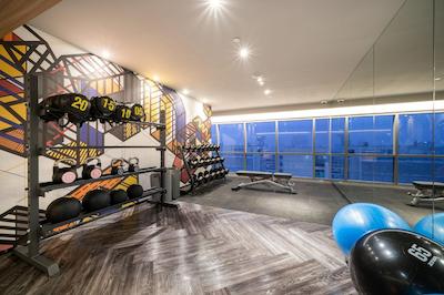 تریپل وای هتل